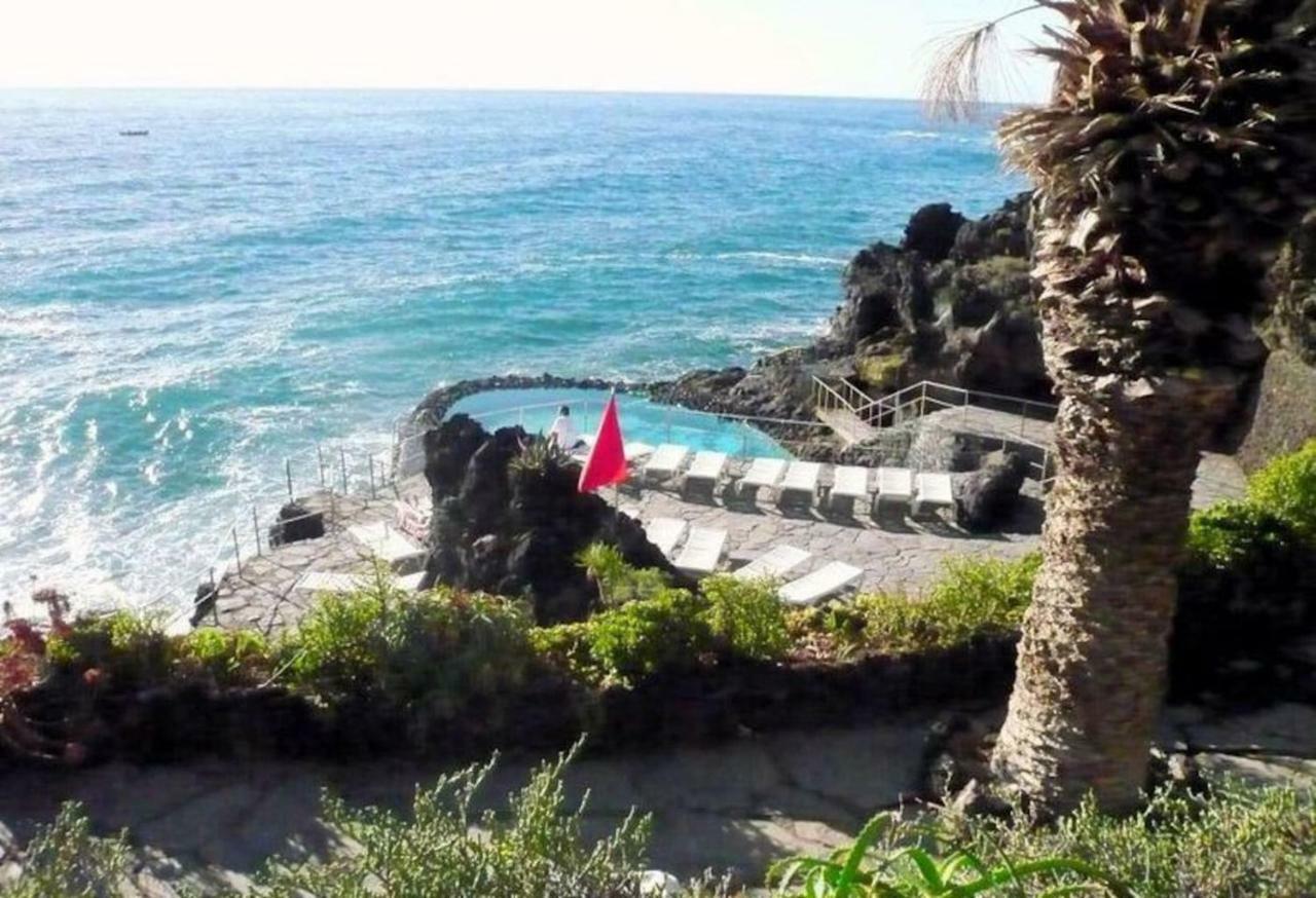 Bright Spacious Apartment, 2 Min Walk From Beach كانديلاريا المظهر الخارجي الصورة