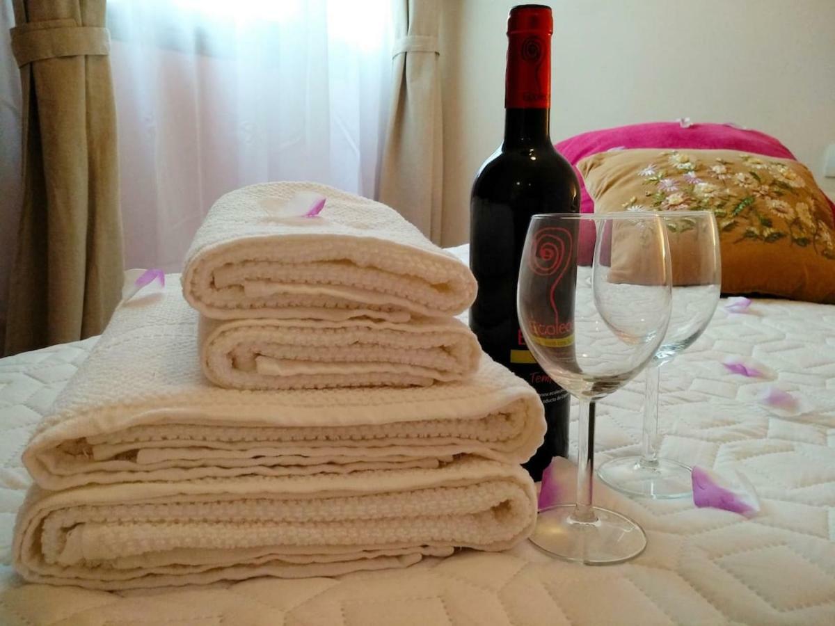 Bright Spacious Apartment, 2 Min Walk From Beach كانديلاريا المظهر الخارجي الصورة